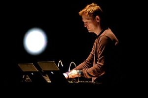 carsten-nicolai-300x200.jpeg